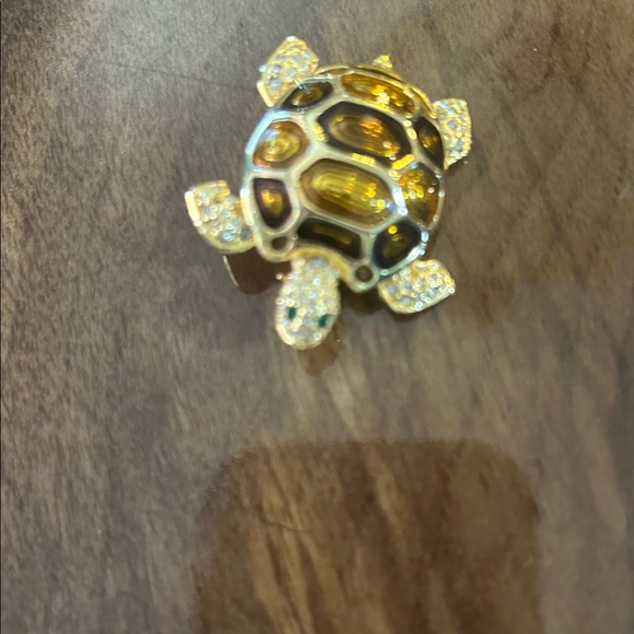 Pin, Turtle Gold and brown with green eyes vintage pin, 1 1/2”, EUC - Picture 3 of 5